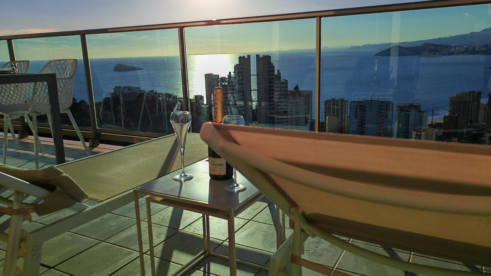 Skyline Floor 28 Sea Views Apartamento Benidorm Exterior foto