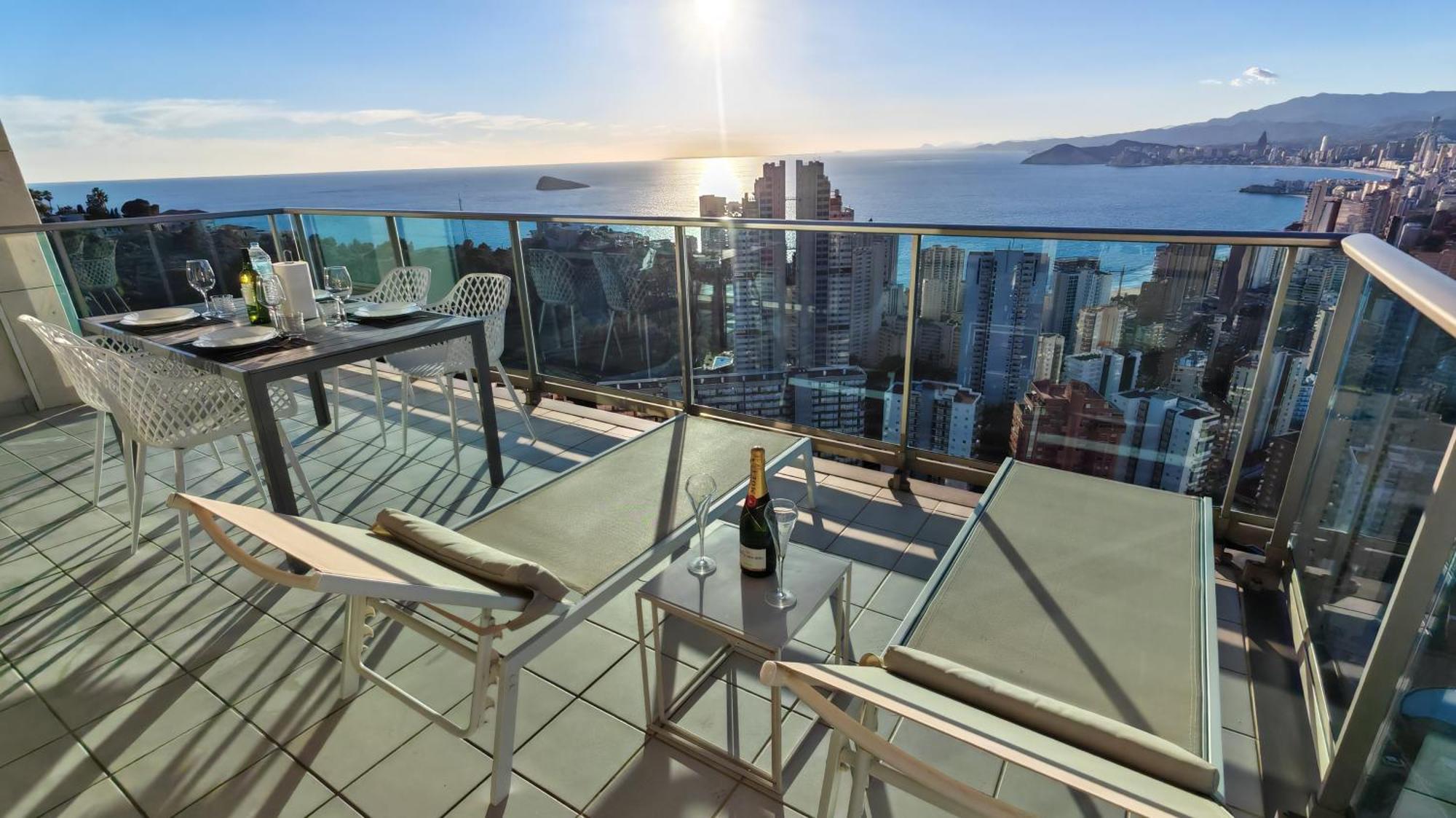 Skyline Floor 28 Sea Views Apartamento Benidorm Exterior foto