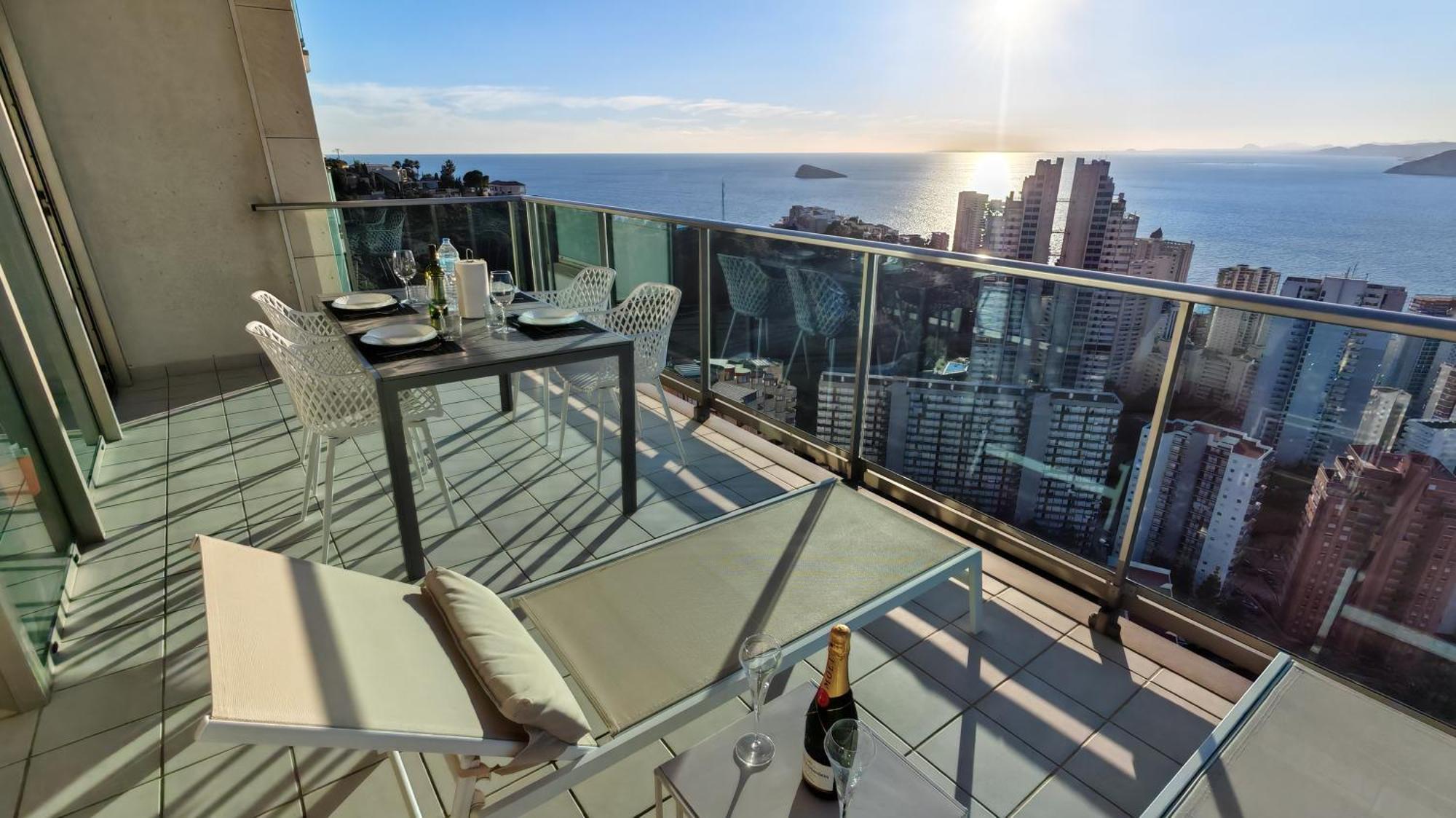 Skyline Floor 28 Sea Views Apartamento Benidorm Exterior foto